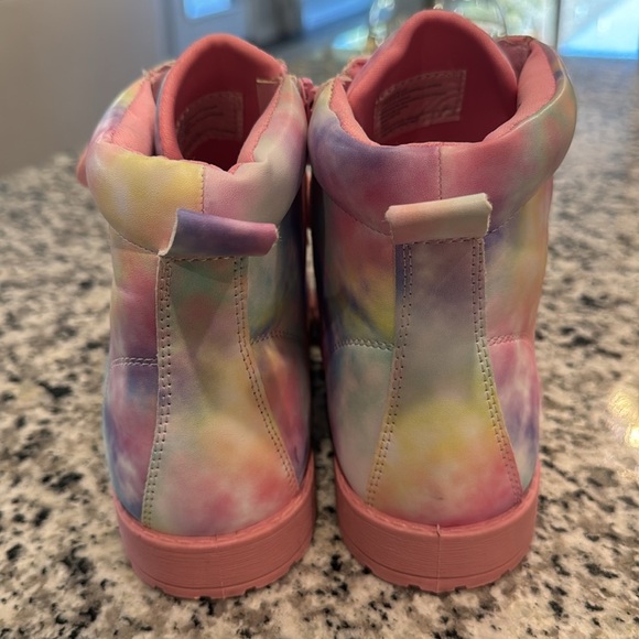 FABKIDS NWOT Tie Dye Combat Boot Girls Colorful Pink Lace-Up Side Zip Size US 5 - Picture 3 of 10